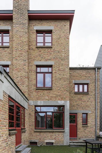 Project B&B Huis Billiet Brugge ontworpen door Huub Hoste, project door VDK Schrijnwerken